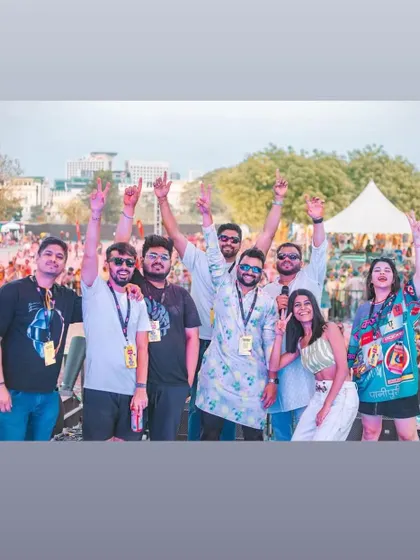 Another shot with the team at the Maha Holi event. The energy of a live concert is unbeatable.