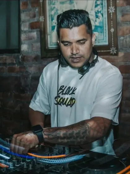 A shot from a club night in Bali, Indonesia. My experience isn't limited to weddings; I'm also comfortable playing in world-renowned nightlife venues.