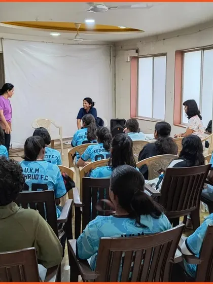 An interactive discussion during our workshop in Pune. We encourage open dialogue, allowing athletes to share experiences and learn from one another in a supportive environment.