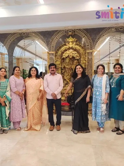 The Smiti teaching team stands together. We believe in investing in our educators, who in turn provide the best care and guidance to our children.