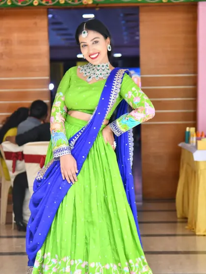 Another photo from the dandiya event. I love getting ready for special occasions just as much as my clients do. This look features a bold lip and defined eyes, perfect for an evening celebration.