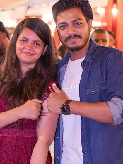 Another shot of a happy couple enjoying the concert together.