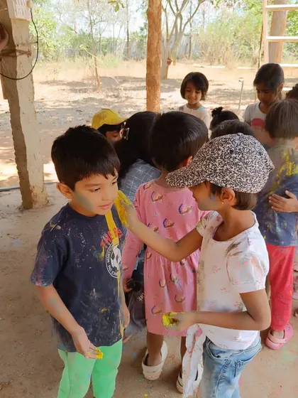 During our field trip to Hamsah Farm, the children had a joyful and colorful Holi celebration. Learning and playing in a natural environment is a special treat.