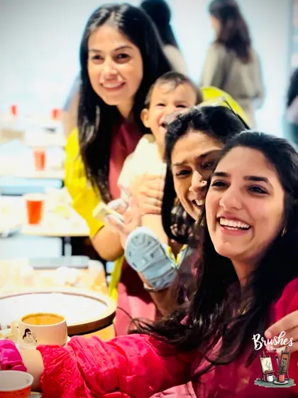 So much joy in one picture. Friends and family celebrating Mother's Day by creating their own moon lamps with us.