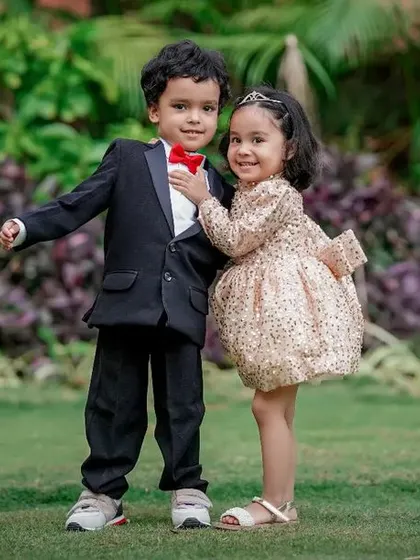 Double trouble and double the cuteness. We love capturing the personalities of siblings together.