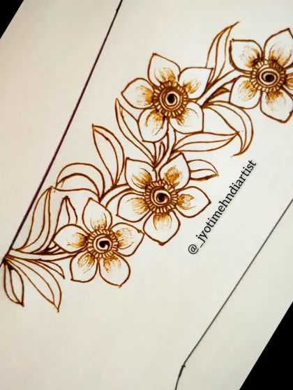 A simple and elegant floral vine, perfect as a standalone design or as an element in a larger piece.