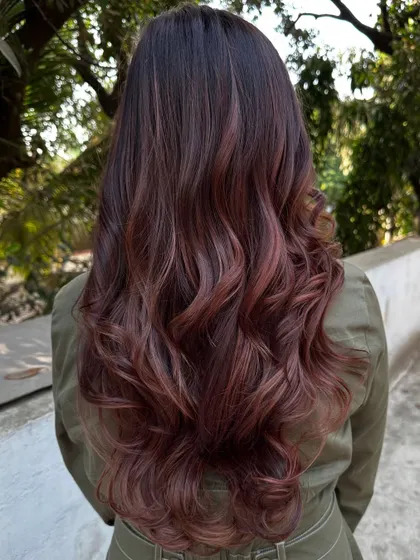 The back view of the 'Rose Gold' color.