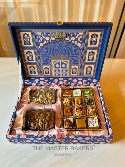 Gifting is an art, and our premium hampers are designed to impress. This elegant Diwali hamper features an assortment of our finest Turkish baklava and gourmet dry fruits, presented in a beautifully designed box.
