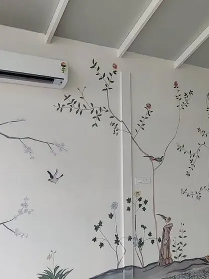 A duplicate image of the wider view of the French mural.