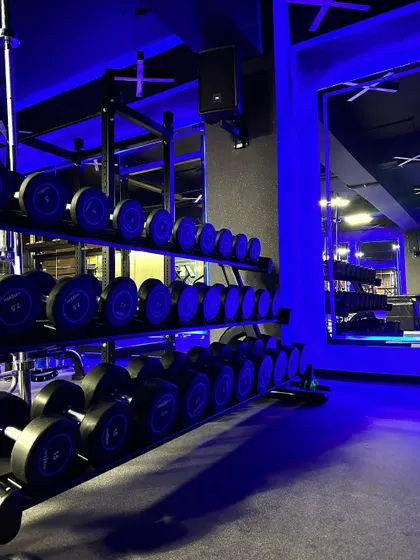 Our dumbbell rack is fully stocked and waiting for you. We have a wide range of weights to accommodate every fitness level, from beginner to advanced.