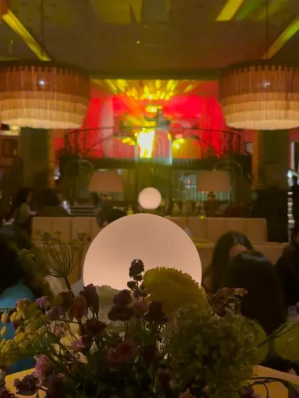 A view of the dining room during a live performance at SWITCH. Even during dinner, the music creates an electric, engaging atmosphere.