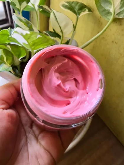 An overhead view of the Rose Calamine Facepack's whipped texture.