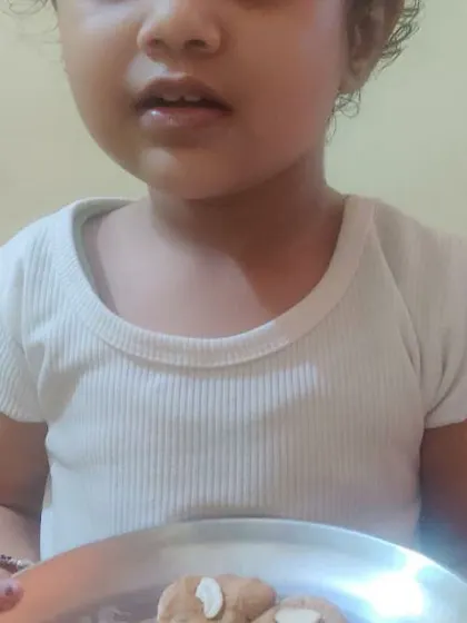 Even through a screen, we can cook together! Our children followed along during a digital class to make their favorite delicacies, proudly showing their creations and sharing the joy with their families.
