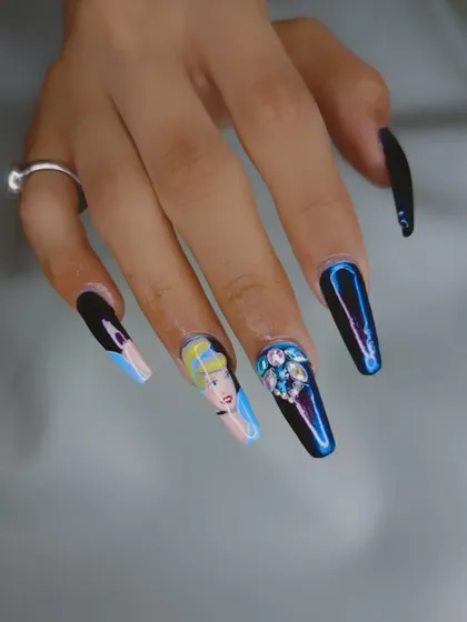 A full view of the Cinderella-themed press-on nails, showing the balance between the detailed portrait, the bold chrome, and the sparkling rhinestone nail.
