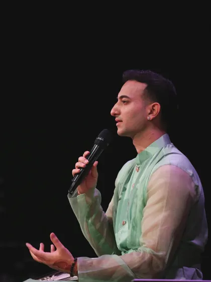 Speaking to the London audience.