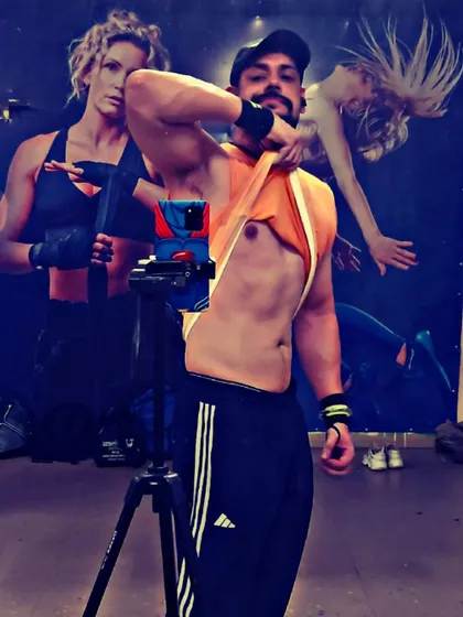 A strong core is the foundation of a strong body. While aesthetics are great, I also focus on core-strengthening exercises for better stability and performance in all lifts.