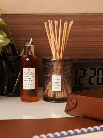 We spend so much time at our desks. The right fragrance can help manage stress and boost creativity. Our Himalayan Cedar & Patchouli reed diffuser is perfect for de-stressing.