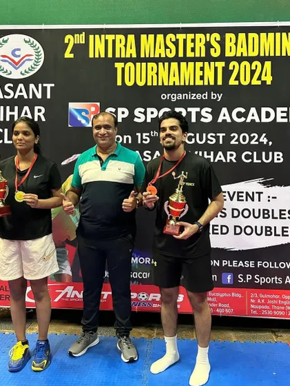 Champions Ajay & Shweta from the Intra Masters Tournament.