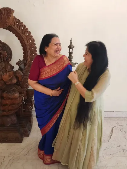 Sharing a laugh with Sukanya Shankar. These connections are a beautiful part of my musical family.
