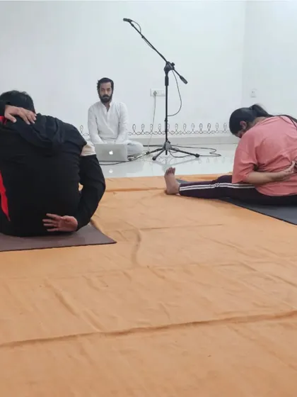 A demonstration of the flexibility and strength developed through the practice of Angamardana.