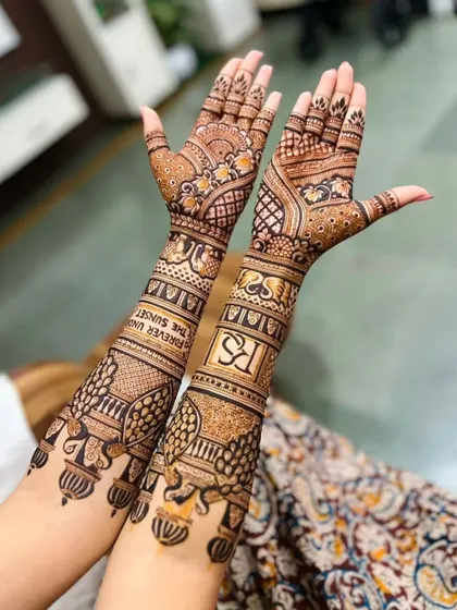 Another view of the personalized design with initials and a meaningful quote. I can write any message you want in your bridal henna.