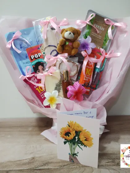 The pink-themed gift bouquet shown with a matching sunflower greeting card, demonstrating how I can create a complete, coordinated gift set.