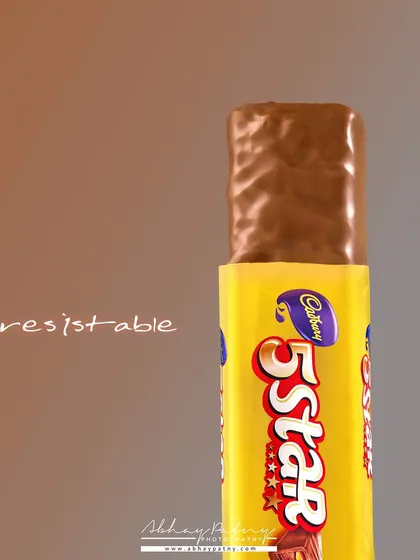 Even a simple chocolate bar can be shot in a heroic way. By using a clean background and focused lighting, I made the chocolate itself the star, highlighting its glossy texture and making it look irresistible.