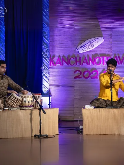A beautiful shot from our performance at Kanchanotsava 2024. I had the pleasure of accompanying the brilliant bansuri prodigy Shadaj Godkhindi in a Hindustani recital that captivated the audience.