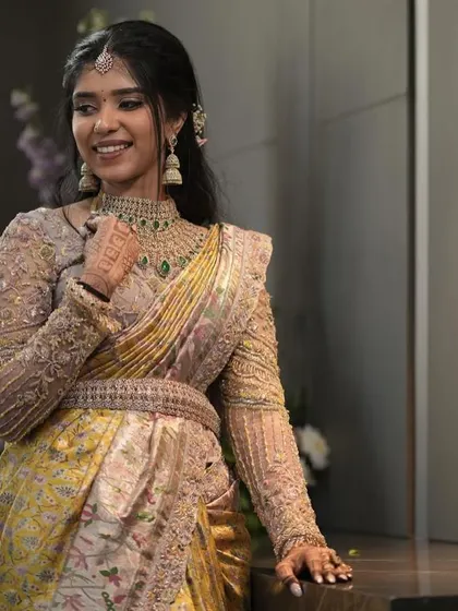 A close-up of the intricate embroidery on this full-sleeved blouse. The delicate details and modern design make it a perfect choice for a contemporary look.