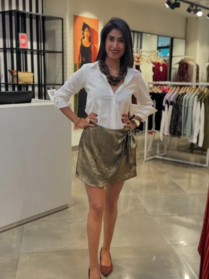 A glimpse into the life of a personal stylist. It's a mix of scrolling for inspiration, countless coffee-fueled fittings, and the pure joy of seeing a client walk out with a smile and a flawless outfit.