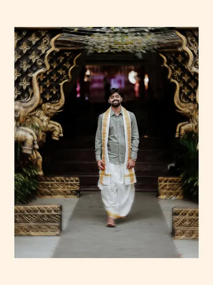 A duplicate of the groom's confident entrance portrait.