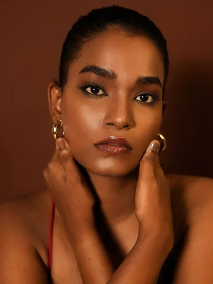 This portrait showcases how I work with the natural texture and tone of the skin. The makeup enhances her features and provides a smooth, even canvas that still looks completely real.