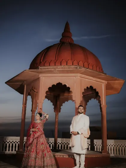 Against the twilight sky at Umaid Palace, they stood not just as a couple, but as royalty in their own story. I love using the mood of the 'blue hour' to create portraits that are dramatic, soulful, and full of emotion.