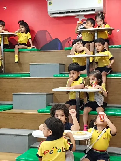 We make mealtime easy and fun for large groups. Our tiered seating area allows an entire class to eat together comfortably, enjoying kid-friendly meals as part of their picnic package.