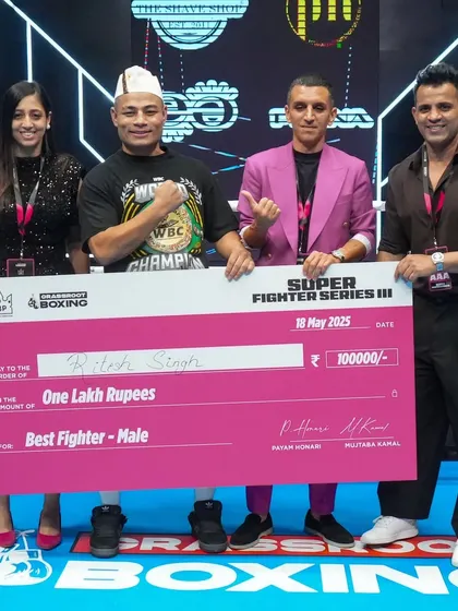 We put our money where our mouth is. Here, Ritesh Singh receives the "Best Fighter - Male" award of one lakh rupees at Super Fighter Series III, a part of our initiative to reward excellence.