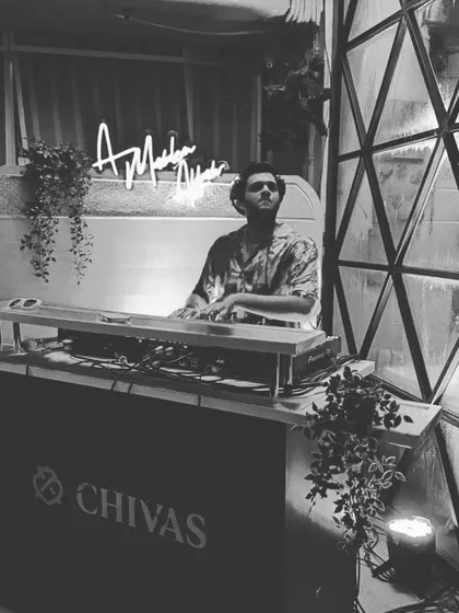 It was an absolute pleasure to spin for the talented actor Vikrant Massey. I have experience performing at high profile private events for celebrities and corporate clients.