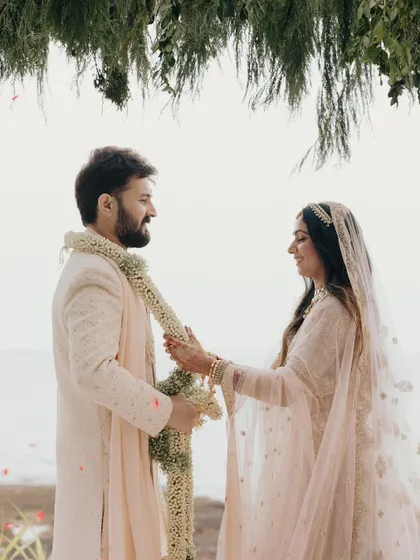 The Varmala exchange between Amreet and Saksham, with the sea as their witness. This is a beautiful, serene moment from their coastal wedding.