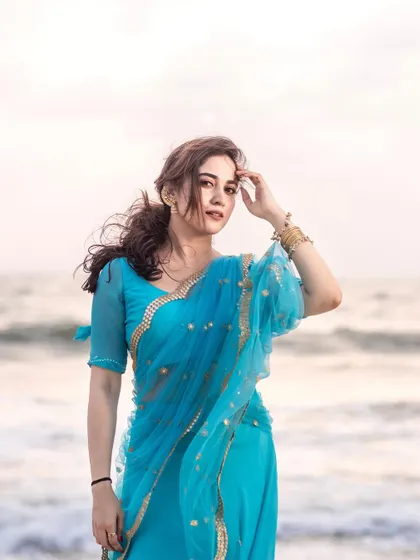 A collection of portraits and videos captured on the beautiful beaches of the coast. I use the ocean, sand, and rocks to create a variety of moods, from joyful and carefree to serene and dramatic.
