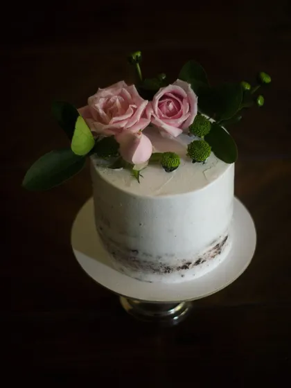 I couldn't decide if a darker or lighter background suited this cake better, so I'm posting both! The moody, dark background makes the pink roses pop, while the light one feels fresh and airy. Which do you prefer?