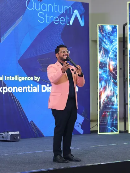 Another look from the Quantum Street AI event. Hosting awards nights is about celebrating the future and recognizing the people who are making it happen.