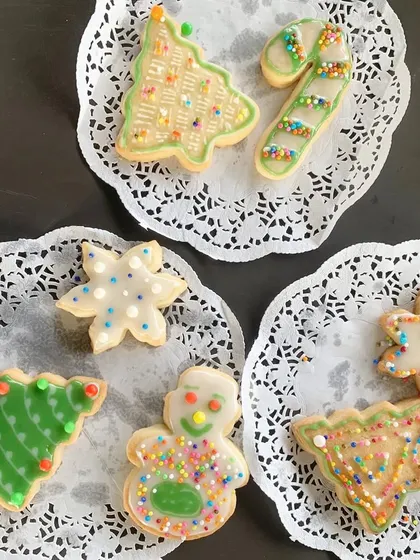 Look at these beautiful results! These are some of the cookies decorated during an office party using my DIY kits. I love seeing all the different creative patterns and designs everyone comes up with.
