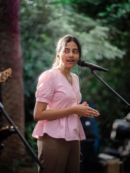 A shot from an outdoor performance. I can set up for any kind of event, whether it's indoors or outdoors.