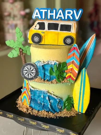 Pool vibes, but make it cake! Our summer-themed cakes bring the sunshine to your party, with designs featuring beach scenes, ocean waves, and fun caravan toppers.