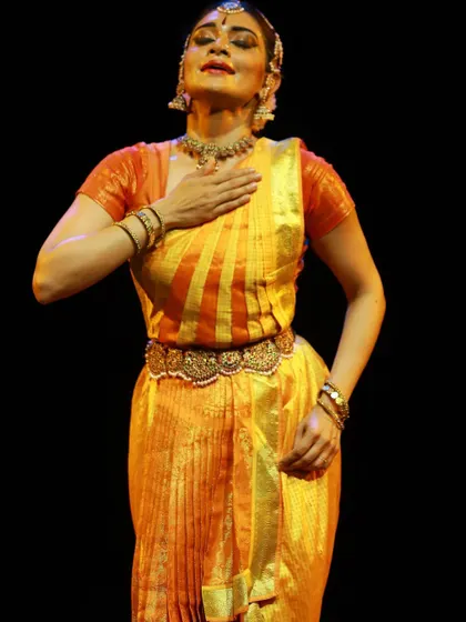 A moment of serene joy from the Nirantaram Festival, performing pieces from "SARVASYA."