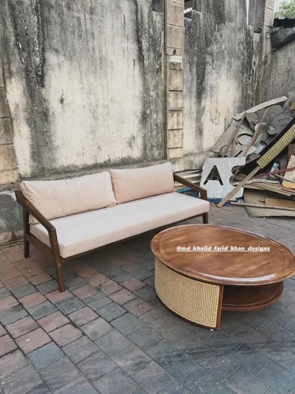 The set is shown against a rustic wall, highlighting the warm tones of the wood.