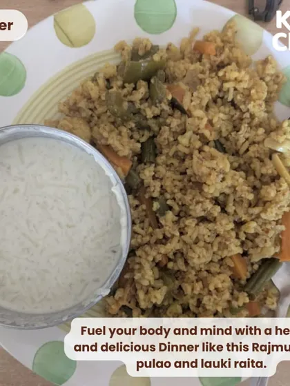 For dinner, I'm having a delicious and healthy Rajmudi rice pulao with a cooling lauki raita made from peanut curd. It's a perfect way to end the day with a balanced meal.