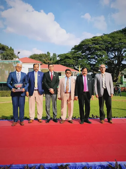 The presentation ceremony for The T.B. Hanumantharaj Memorial Trophy with the winning team of Aquastic.