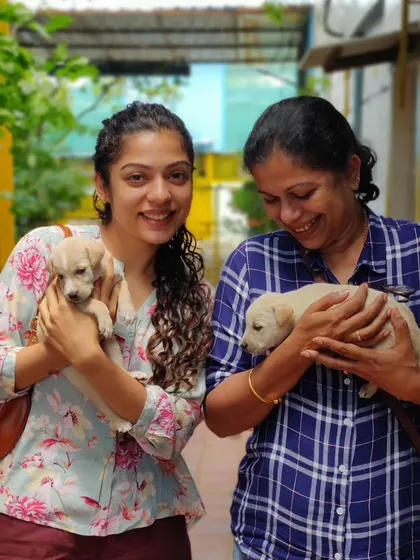 The lovely actress Varsha Bollamma visited our shelter. She is a rescuer herself and it was wonderful to share our love for animals with her.