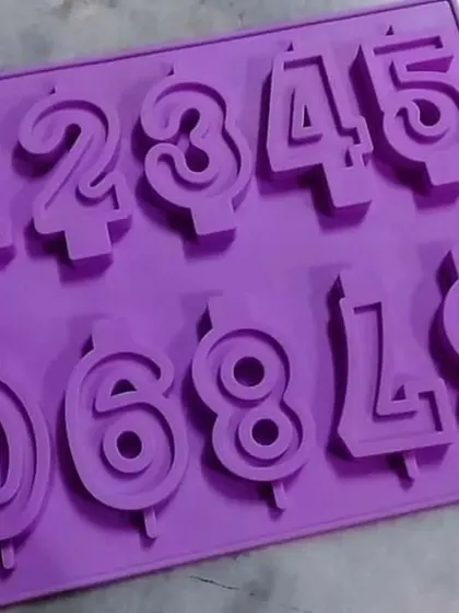 My numeric candle mold allows you to create birthday number candles from 0 to 9. It's a must-have for anyone who makes custom celebration cakes or candles.