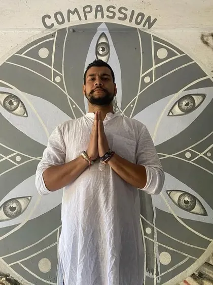 A moment of compassion. Standing in front of this beautiful artwork in Rishikesh, feeling the peaceful vibes.